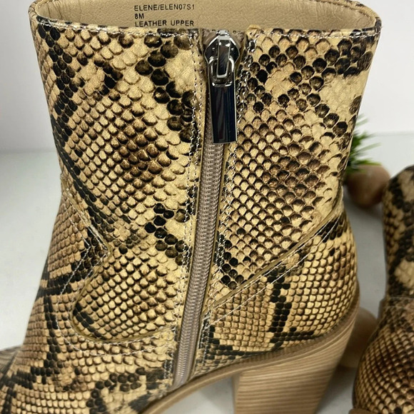 STEVE MADDEN
Women's Elene Pointed-Toe Booties Sz 8 NIB - Picture 9 of 12